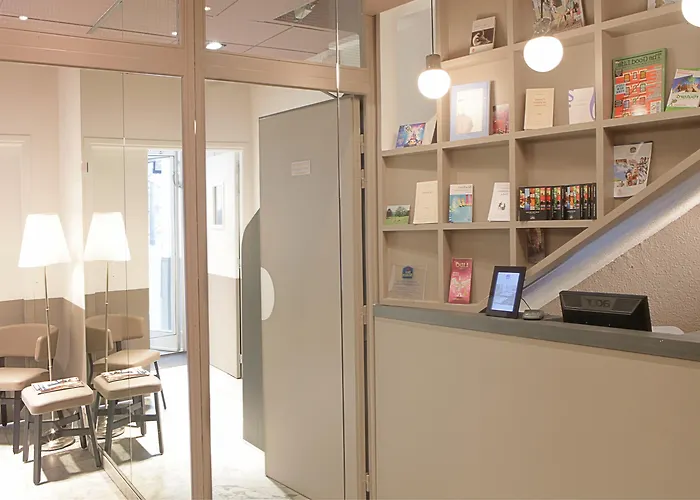 Contact Hôtel Alizé Montmartre Paris